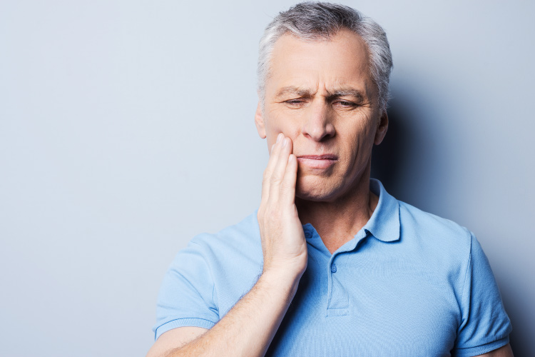 why-is-my-tooth-sensitive-to-cold-mark-luzania-dds-reedley-ca